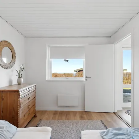 Newly Renovated Gem Near And Nature Διαμέρισμα *